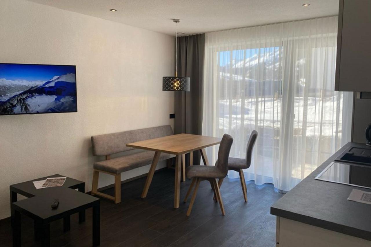 Haus Pitzi Apartment Sankt Anton am Arlberg Ngoại thất bức ảnh
